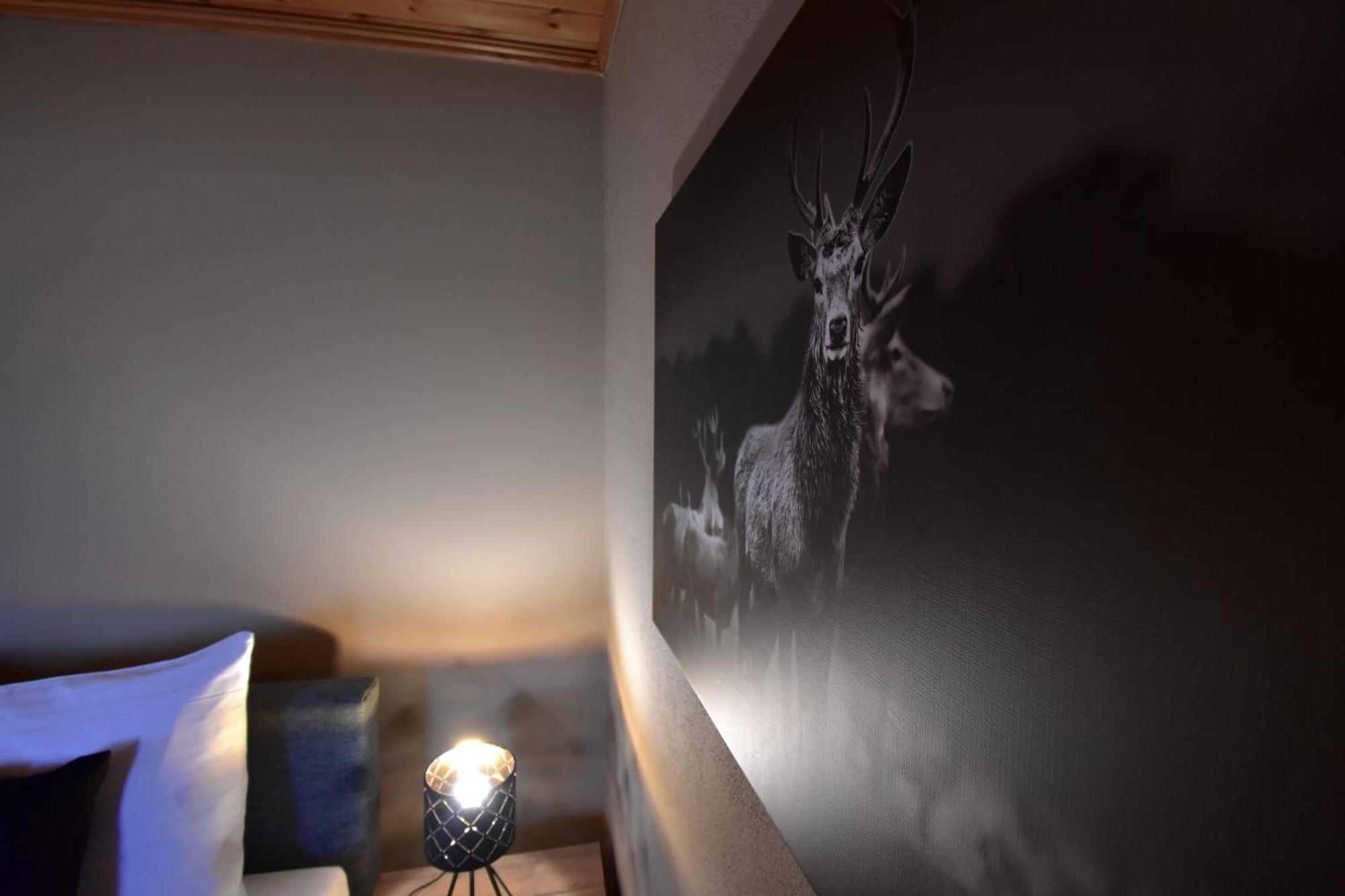 Amoria Secret Escape Woerthersee - Adults Only Wellness & Self Check-In Krumpendorf Room photo
