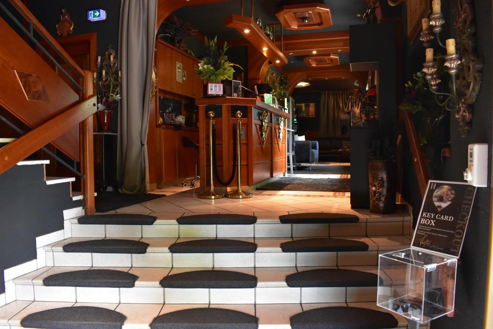 Amoria Secret Escape Woerthersee - Adults Only Wellness & Self Check-In Krumpendorf Exterior photo